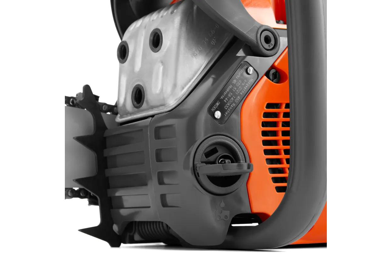 Husqvarna 460 Rancher Gas Chainsaw 24 in.